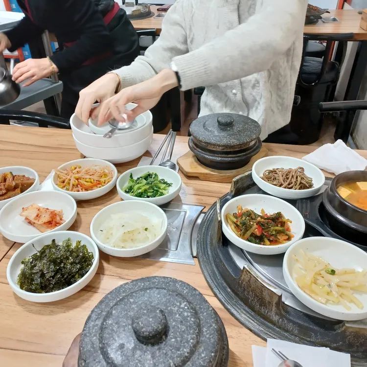 거북솥삼겹살 대표 사진