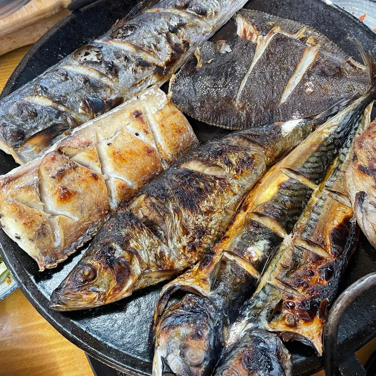 굴뚝능이버섯백숙 대표 사진