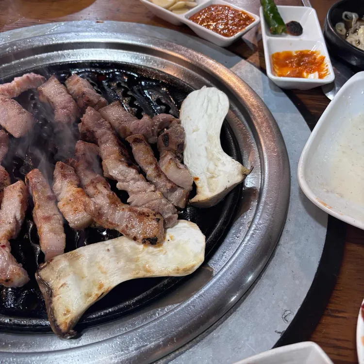 아차산 정육식당 대표 사진