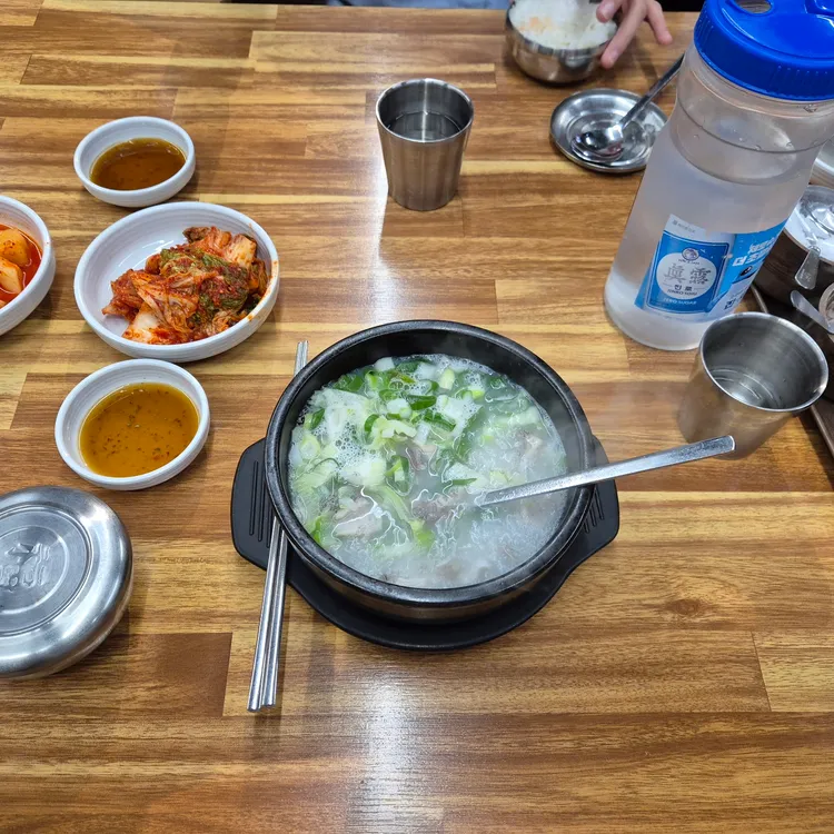 혜화 가마솥소머리순대국밥 대표 사진
