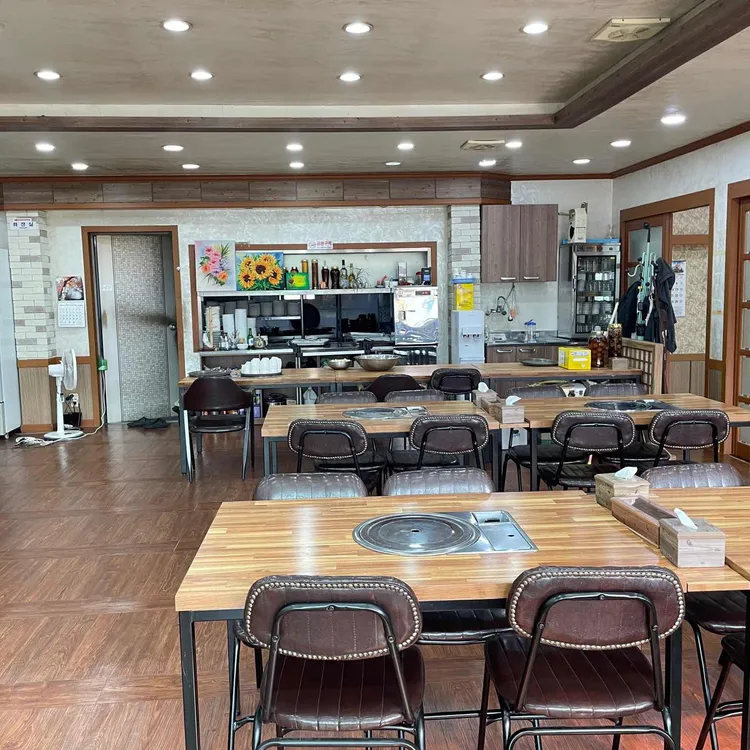 산골장어앤쌈밥 대표 사진