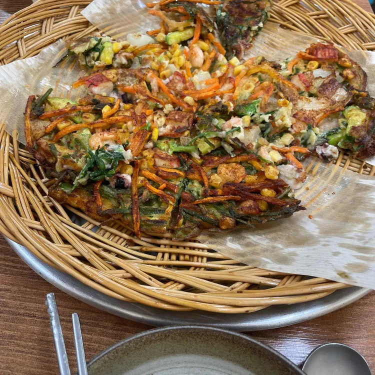 밀터 대표 사진