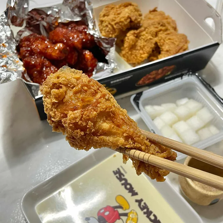 BBQ치킨 대표 사진