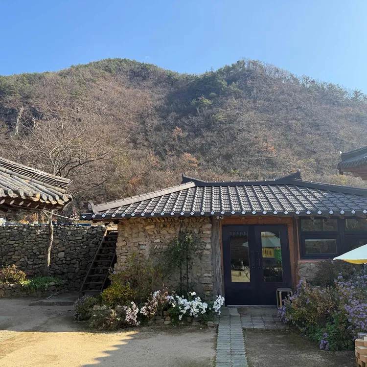 서정가 대표 사진