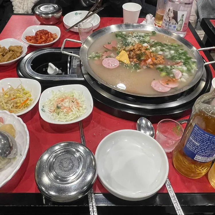 놀부부대찌개 대표 사진