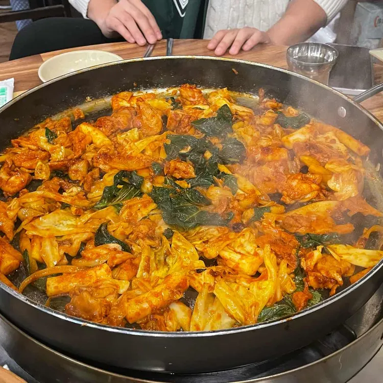 정통춘천닭갈비 대표 사진