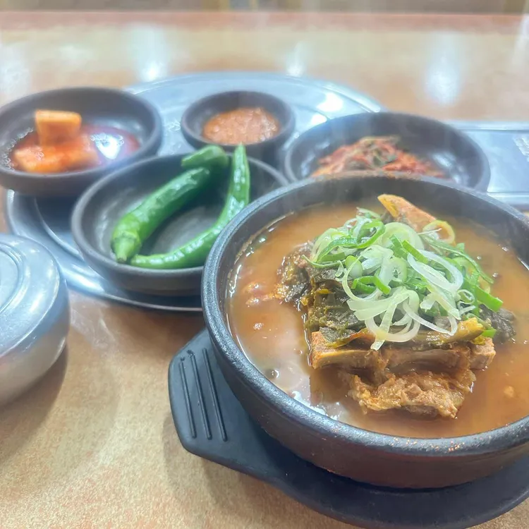 왕뼈감자탕 대표 사진
