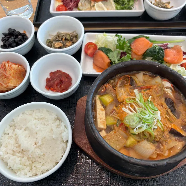 이비스 스타일 앰배서더 인천 에어포트 라퀴진 대표 사진