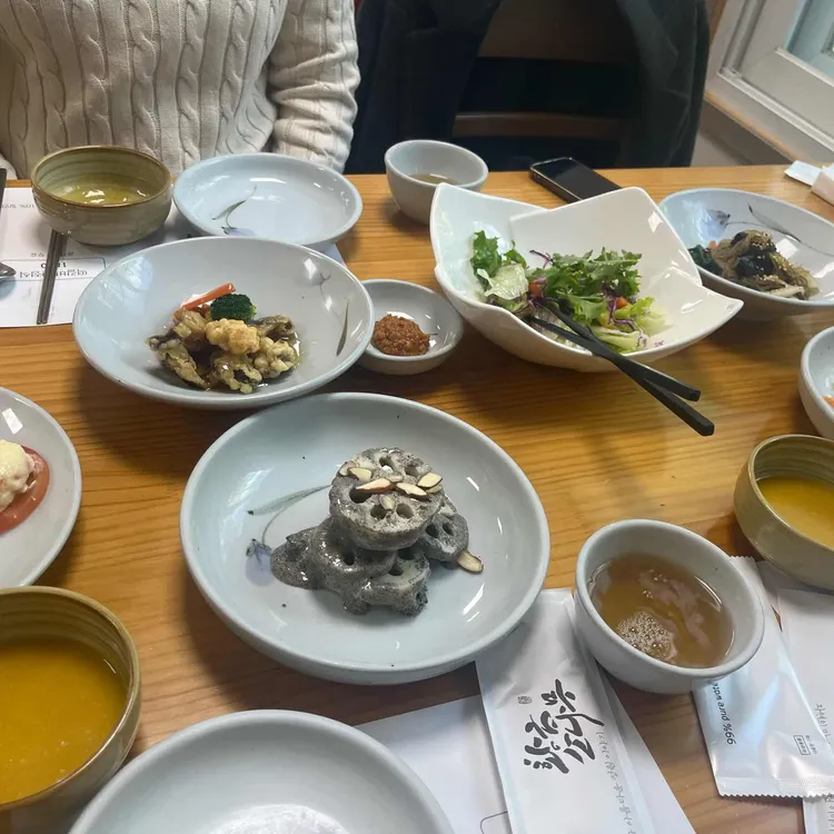 황금소나무 대표 사진