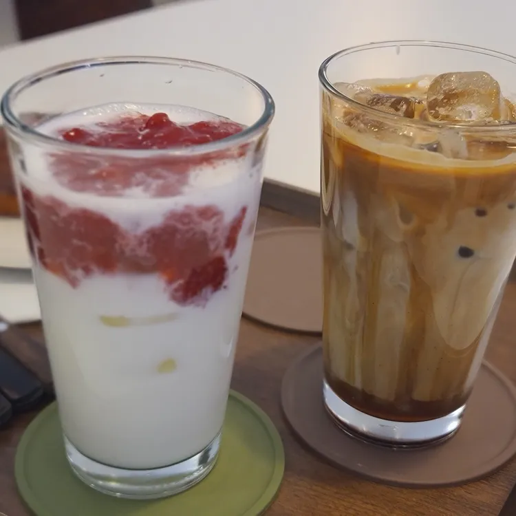티스테드 대표 사진