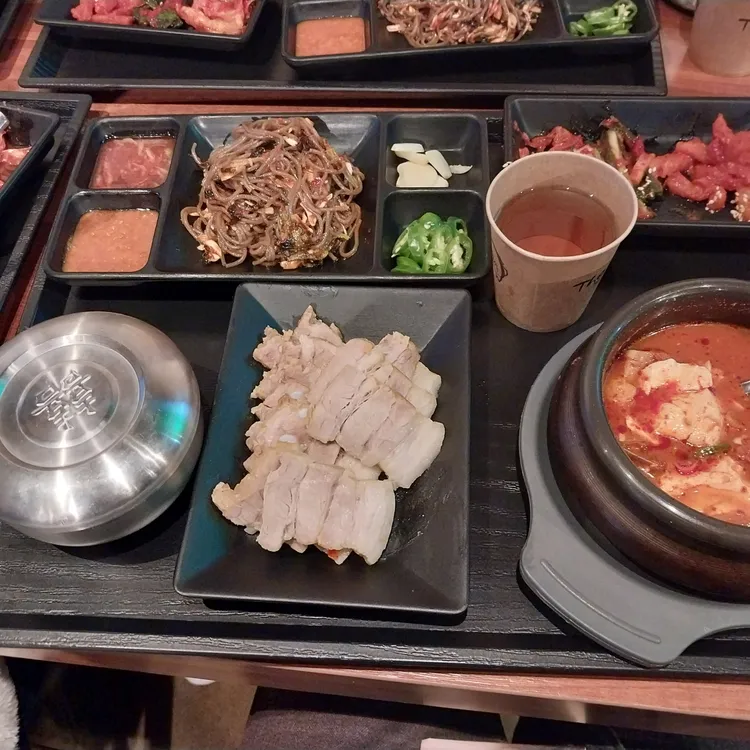 더맛있는족발보쌈 대표 사진