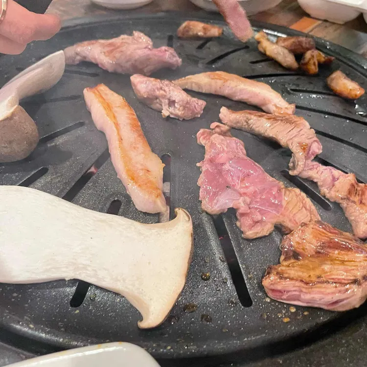 둔산주먹구이초록집 대표 사진