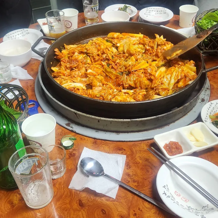 옥산춘천닭갈비막국수 대표 사진