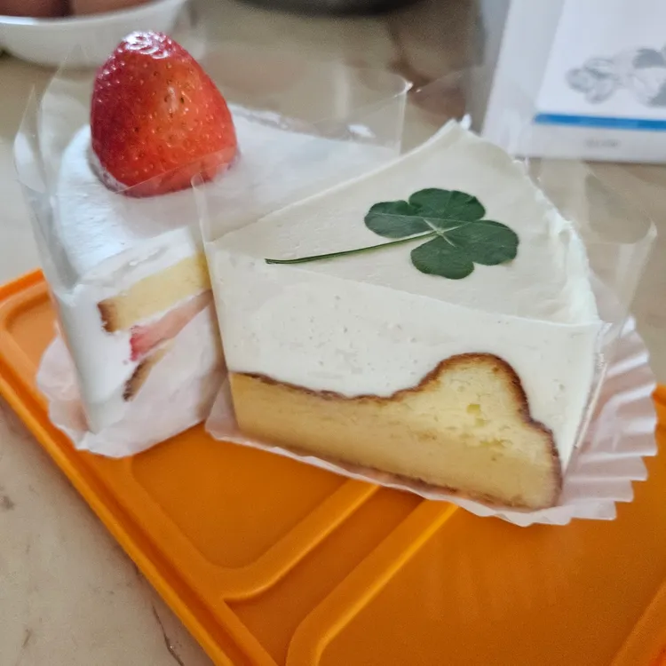 뜻밖의기쁨 대표 사진