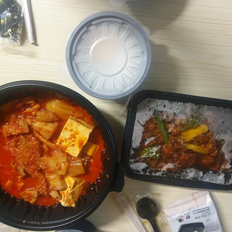 팔팔김치찜 대표 사진