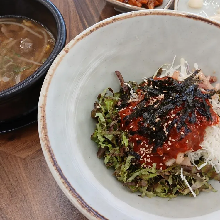 솔잎 대표 사진