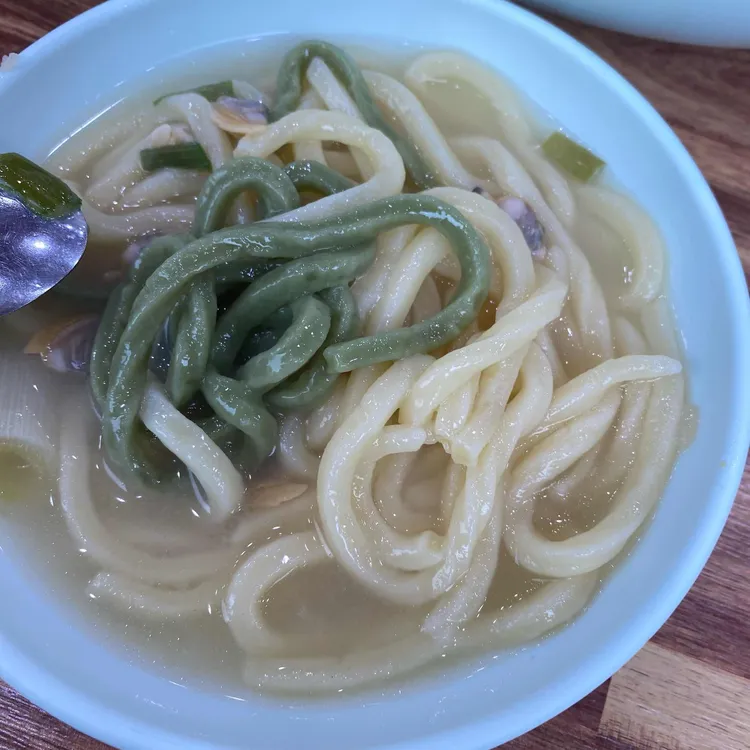 밀토랑바지락칼국수 대표 사진