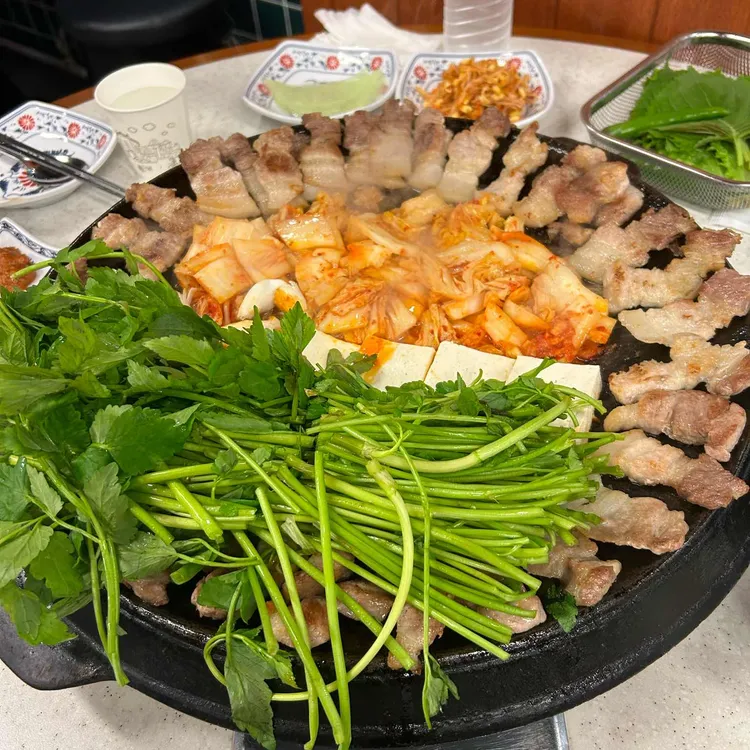 진짜무쇠삼겹 대표 사진