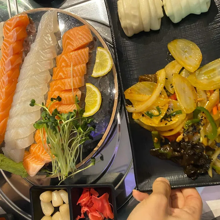 회뜨는중 대표 사진