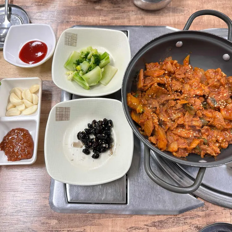 먹쇠밥상 대표 사진
