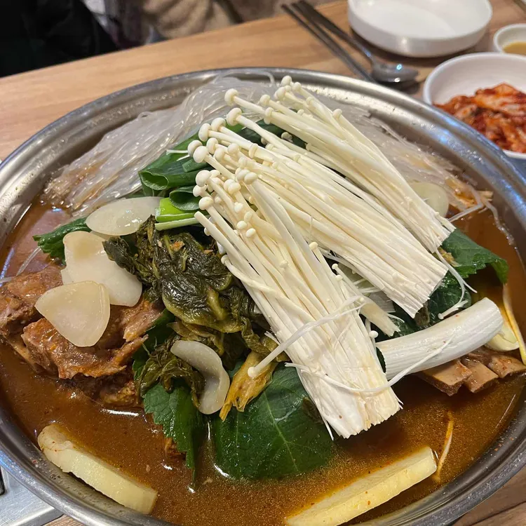 본가왕뼈감자탕 대표 사진