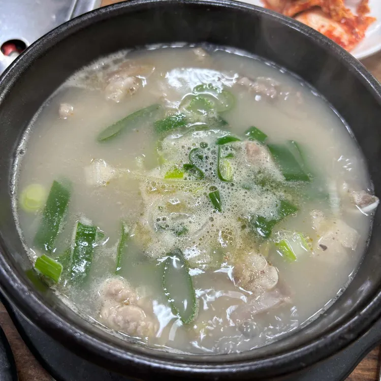 신림순대국 대표 사진