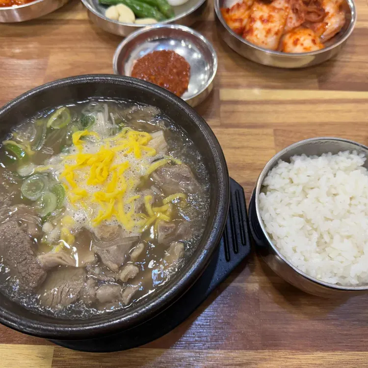 이가네부산돼지국밥 밀면 대표 사진