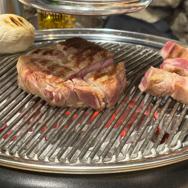돌담위에흑돼지 대표 사진