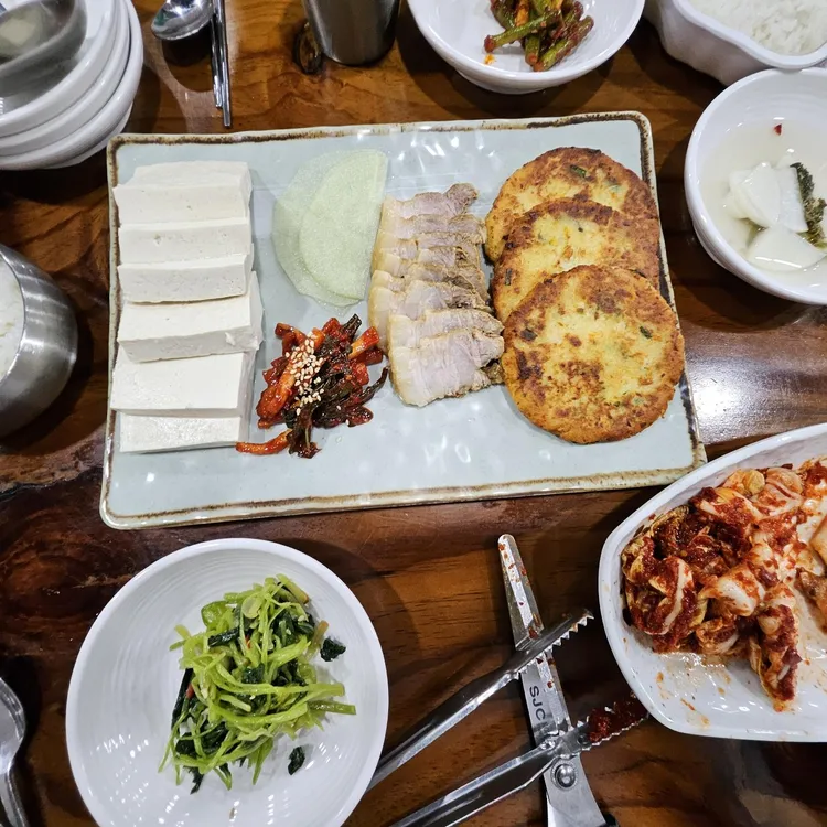 맷돌로만 대표 사진