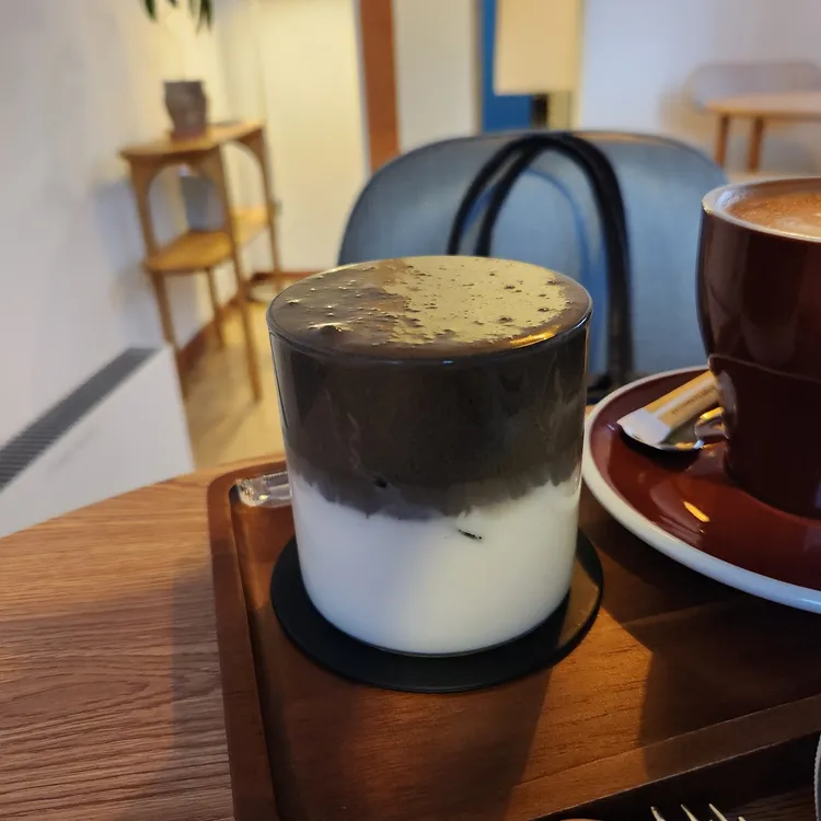 키리엘 사진 2