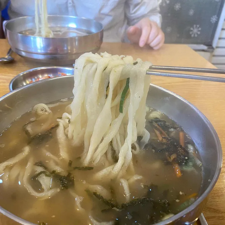 광명홍두깨손칼국수 대표 사진