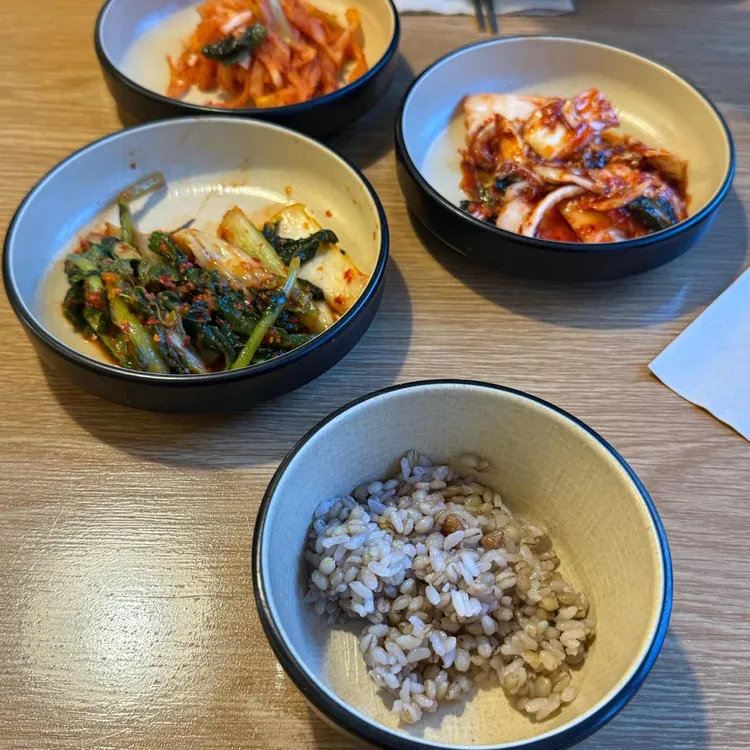 옹시미 대표 사진