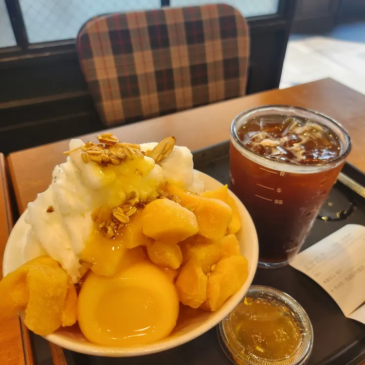 투썸플레이스 대표 사진