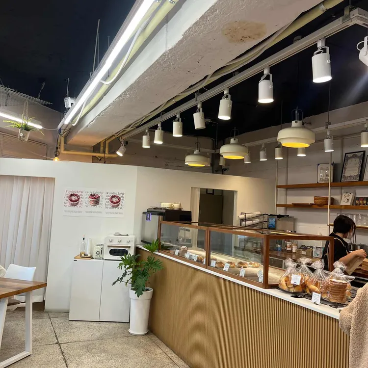 브레드테이블 대표 사진