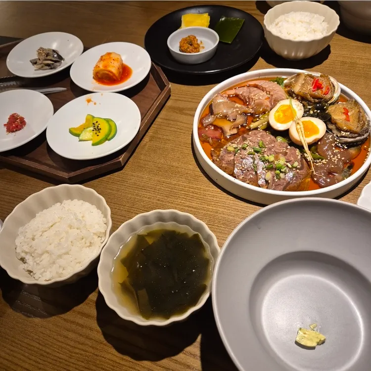 모담다이닝 대표 사진