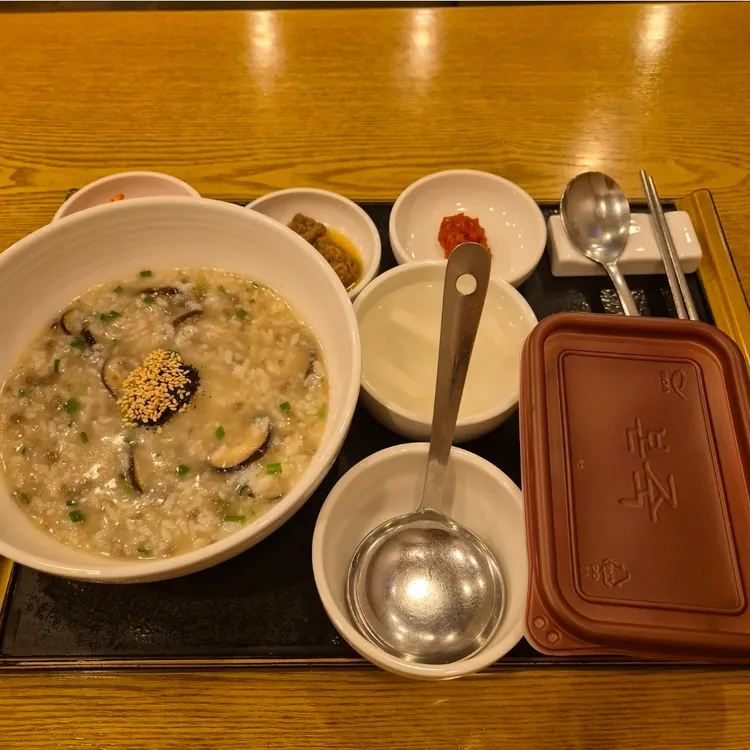 본죽 대표 사진
