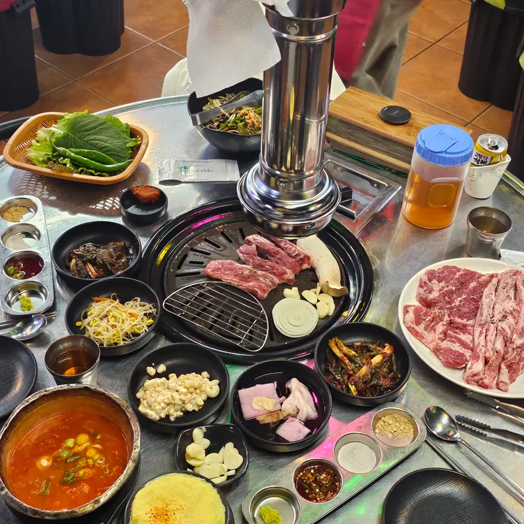 술돼지 대표 사진