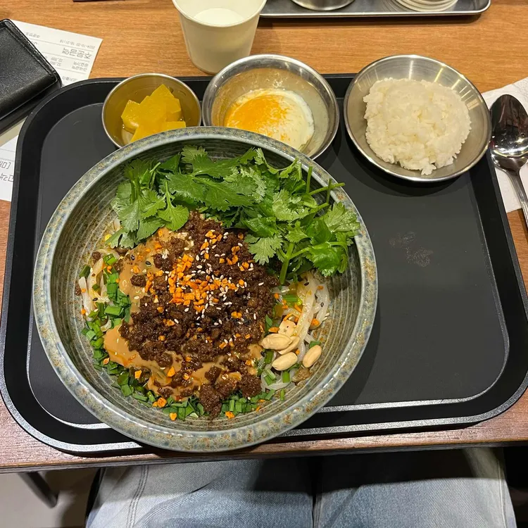 오랑우탄면사무소 대표 사진