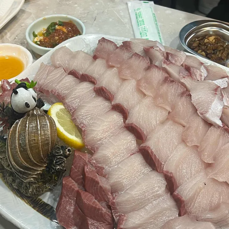 술사와 대표 사진