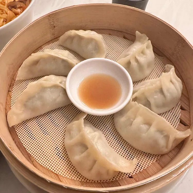 이루 대표 사진