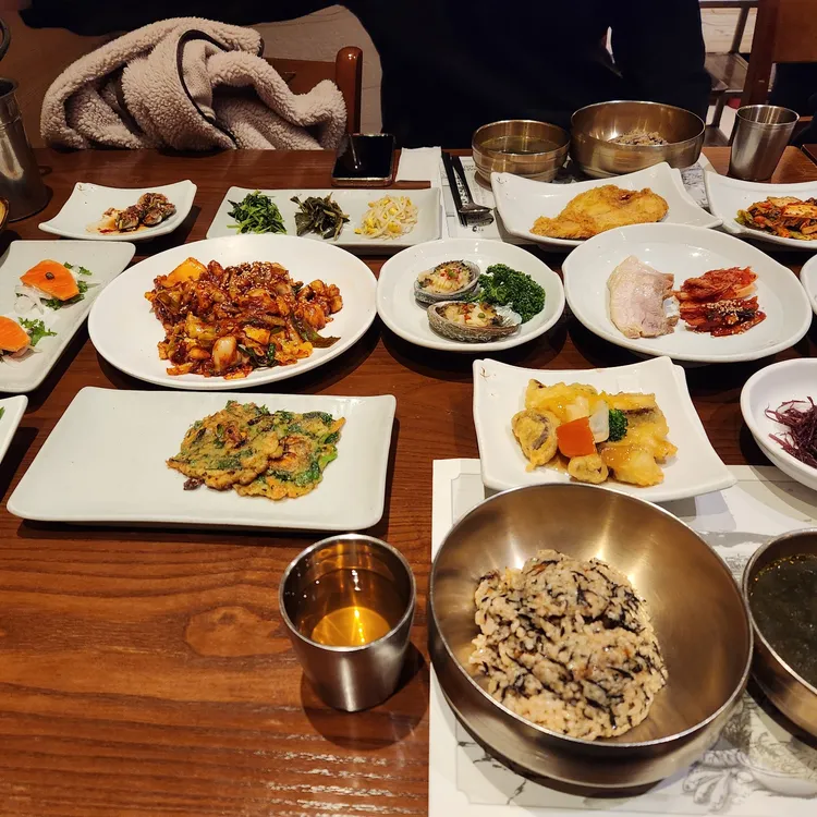 박해윤통영해물밥상 대표 사진