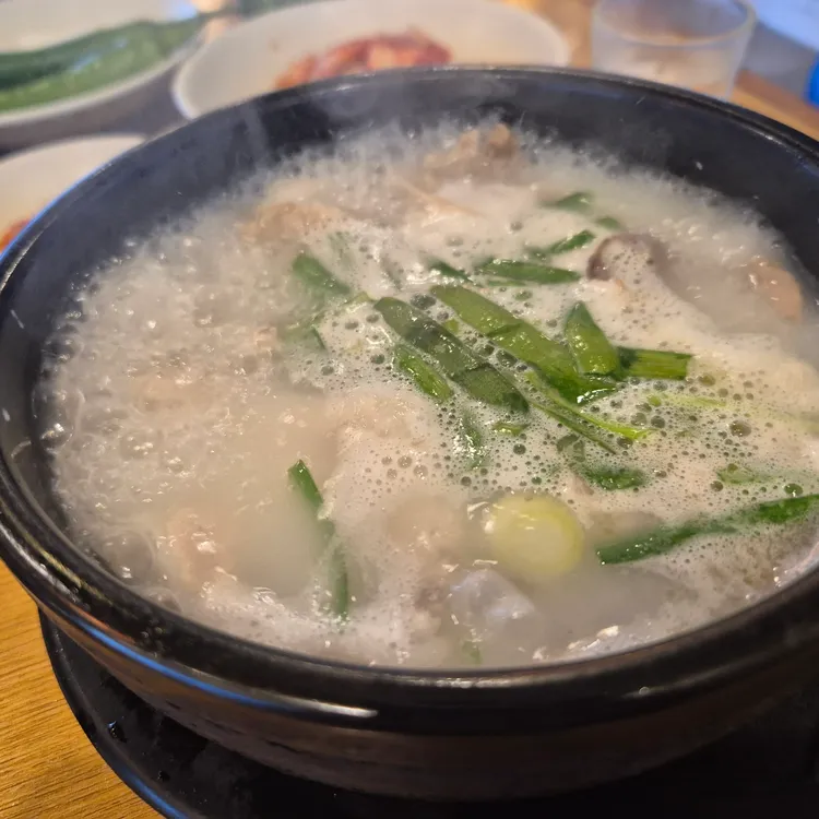 도담순대국 대표 사진