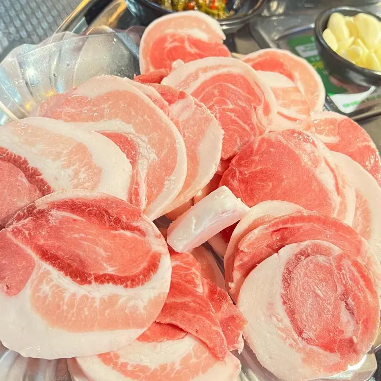 인덕원 돈차돌집 대표 사진