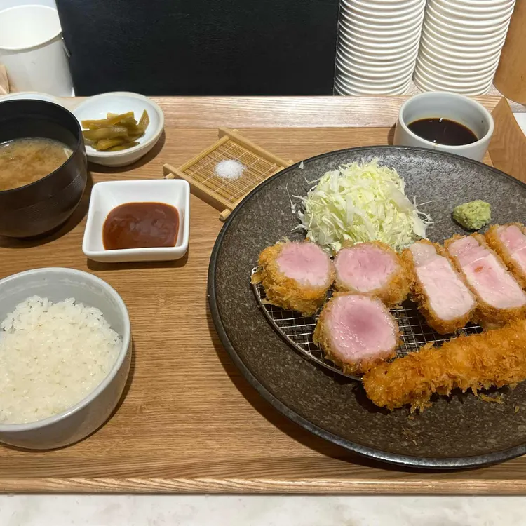 오사카멘치 대표 사진