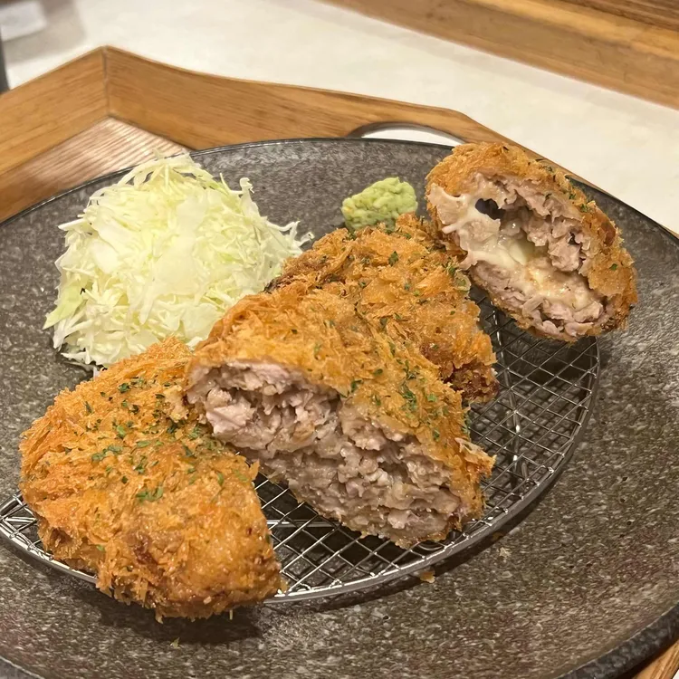 오사카멘치 대표 사진