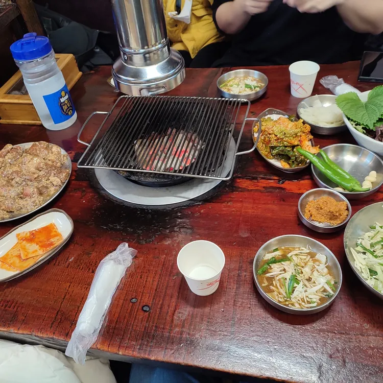 숯불돼지갈비 대표 사진