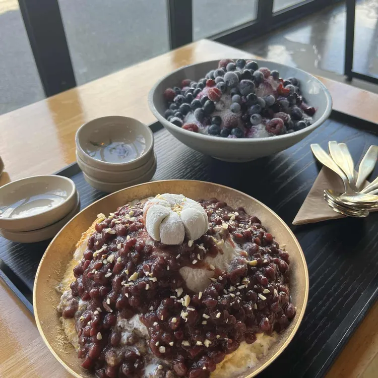 콜로네이드 사진 1