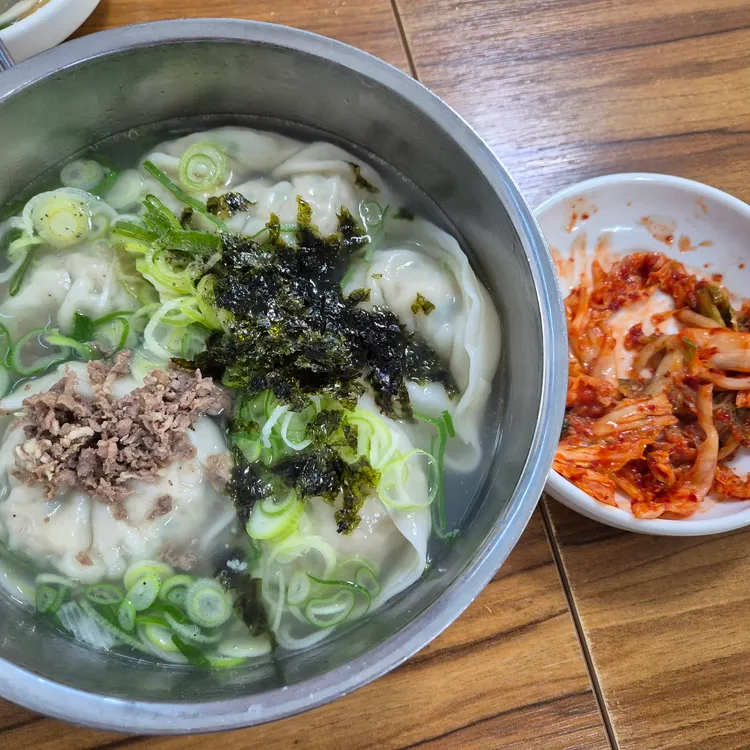 평양칼국수 대표 사진