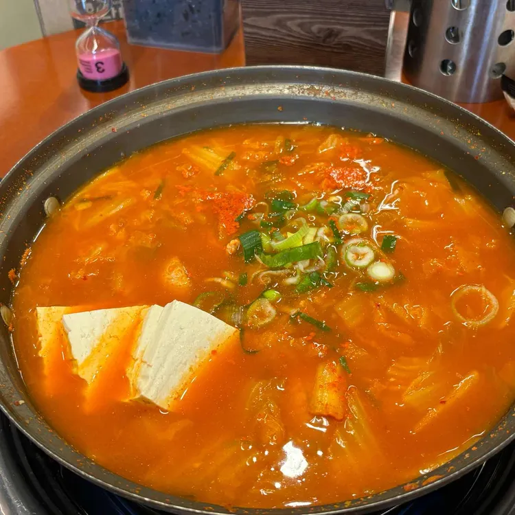 백채김치찌개 사진 2