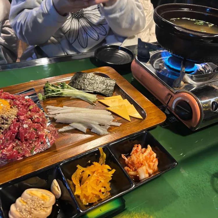 육회달인 대표 사진